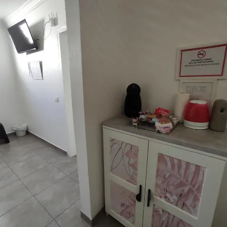 Flamingo With Terrace And Private Bath By Flamingo House *